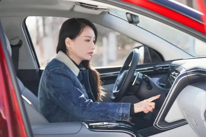 谁是16万级别产品力最强合资SUV？第五代途胜L 8AT用实力说话！