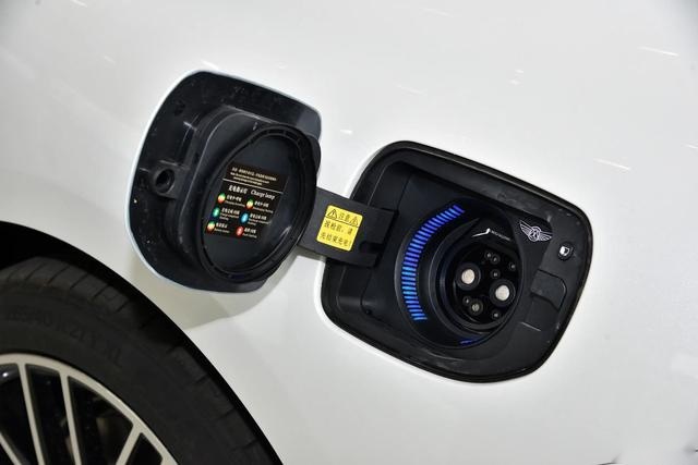 远航Y6新增车型上市，最高续航720公里，售价26.98万元起