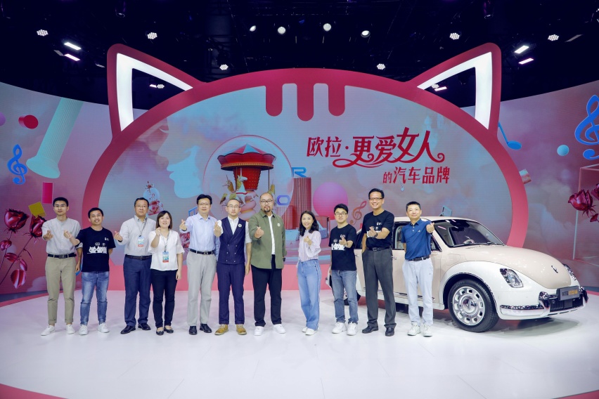 成都车展又玩新花样！“闺蜜”欧拉再次刷新 “更爱女人”的认知！