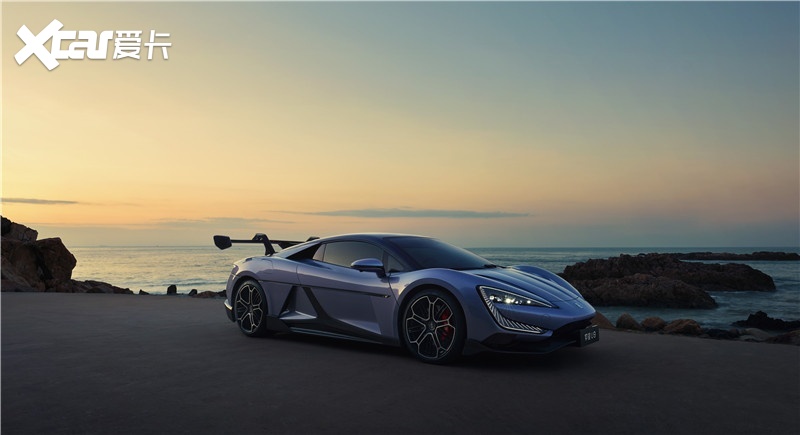 标配后四连杆独立悬架,比亚迪海豚荣耀版上市售价9.