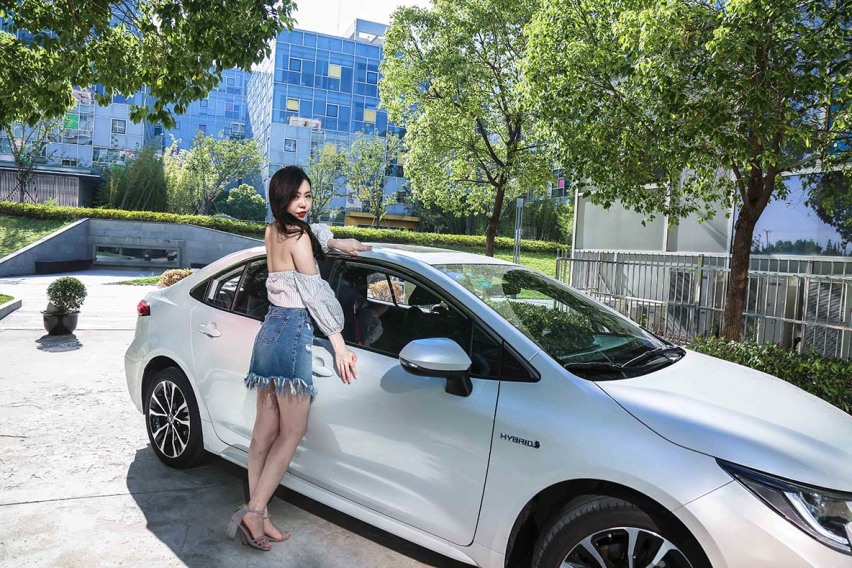 听说最近流行反差萌？精分妹子带你打卡沪上夏日网红地