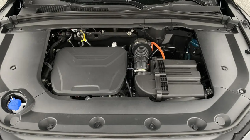魏牌摩卡DHT-PHEV，彻底解决里程焦虑痛点？