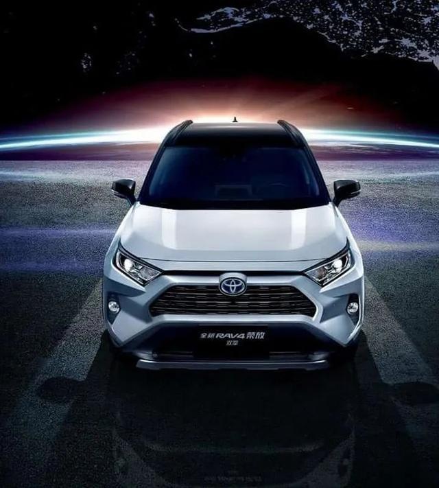 RAV4混动版深度评测，省油动力强，但有一点别抱太大希望