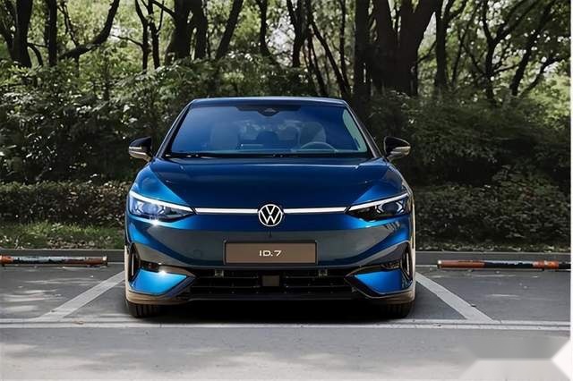 最高8.7万！一汽大众ID系列宣布官降，背后市场博弈加剧？