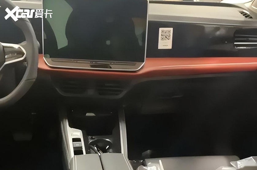 大众转型迫在眉睫！新一代迈腾曝光，或新增1.5T，内饰焕然一新