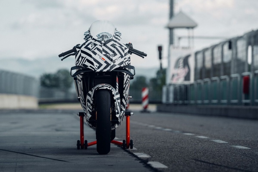 128匹马力，KTM990RC R最快2025年初上市