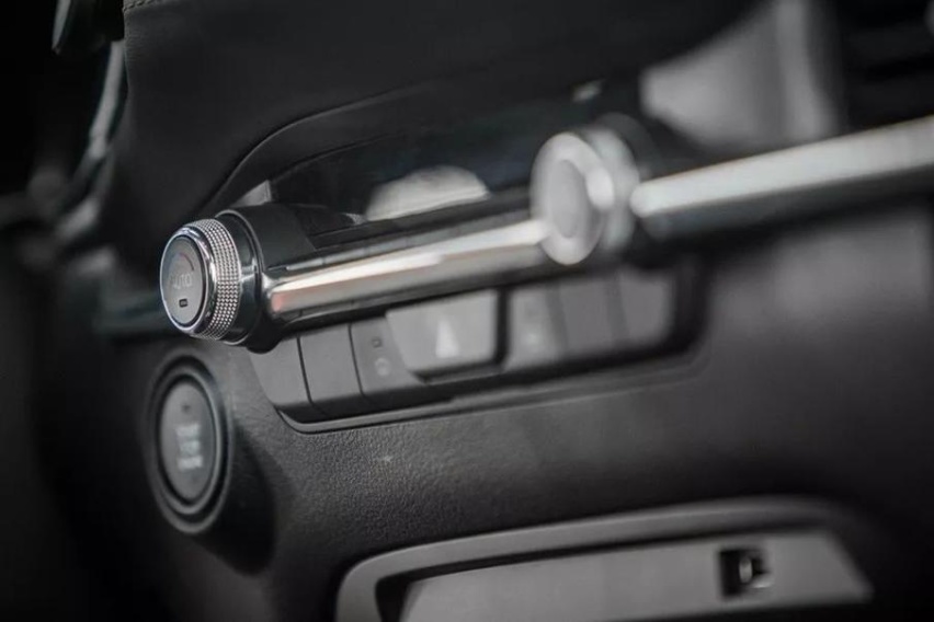 开一次就让人痴迷不已！次世代MAZDA3昂克赛拉到底有何魔力