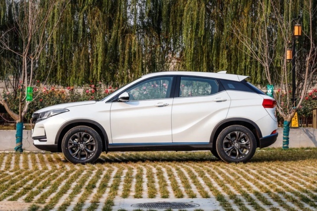 又一款高性价比紧凑型SUV 5万级风光500 到底什么样？