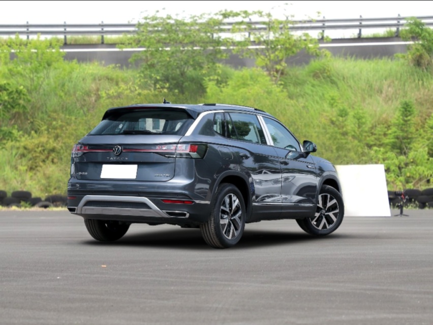 真正属于年轻人的SUV——“全新探岳”，它实力不凡！
