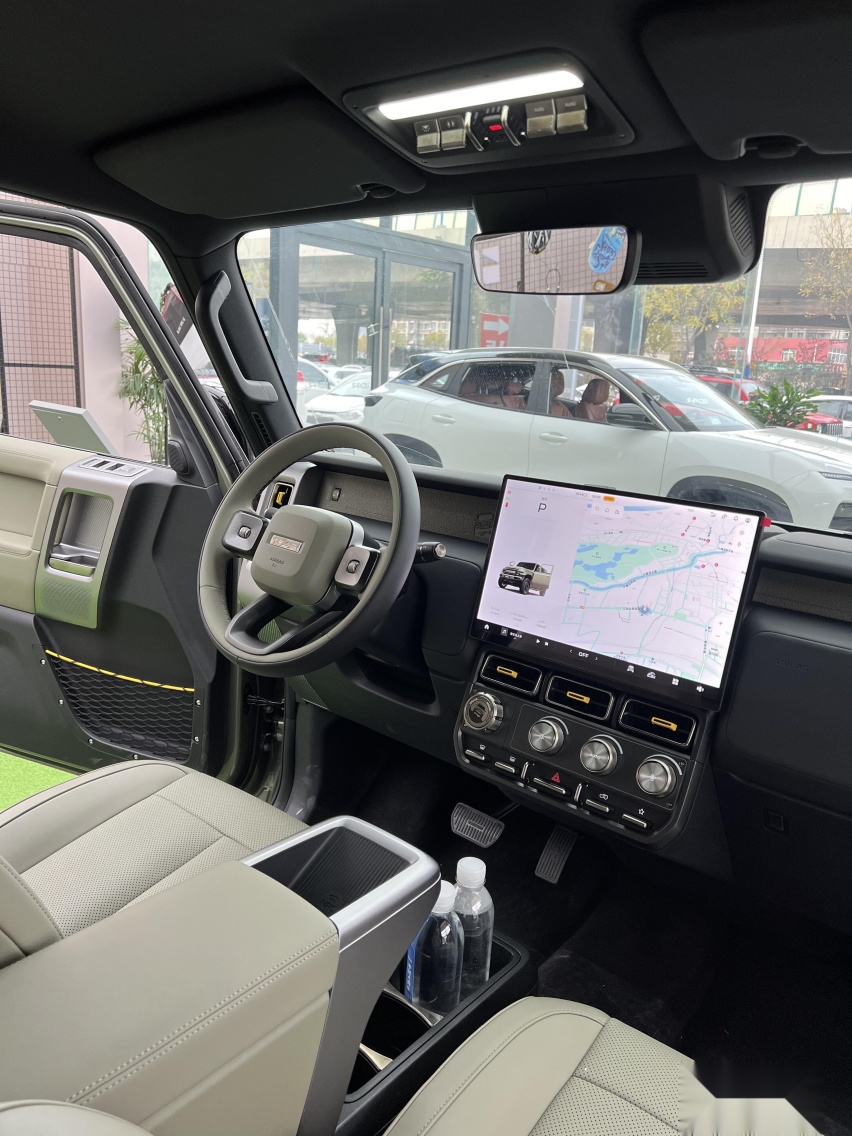 奇瑞iCAR V23实车到店，长超4米2，配211马力+续航501km