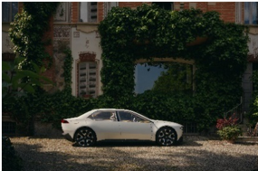 BMW新世代概念车家族，开辟智能豪华驾趣新纪元