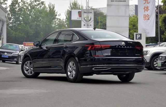 终端优惠6万 帕萨特1.4T车型价格探至13万以下