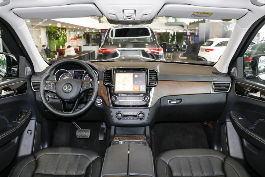 百万级大型越野SUV，4.0T V8发动机，北京BJ90霸气登场