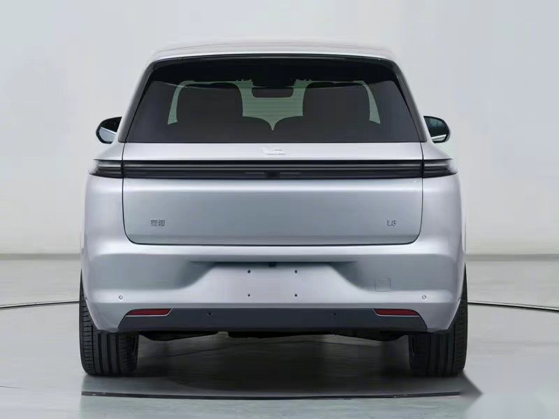 理想L8还未发布L7也要来了，这会是50万以内最好SUV？