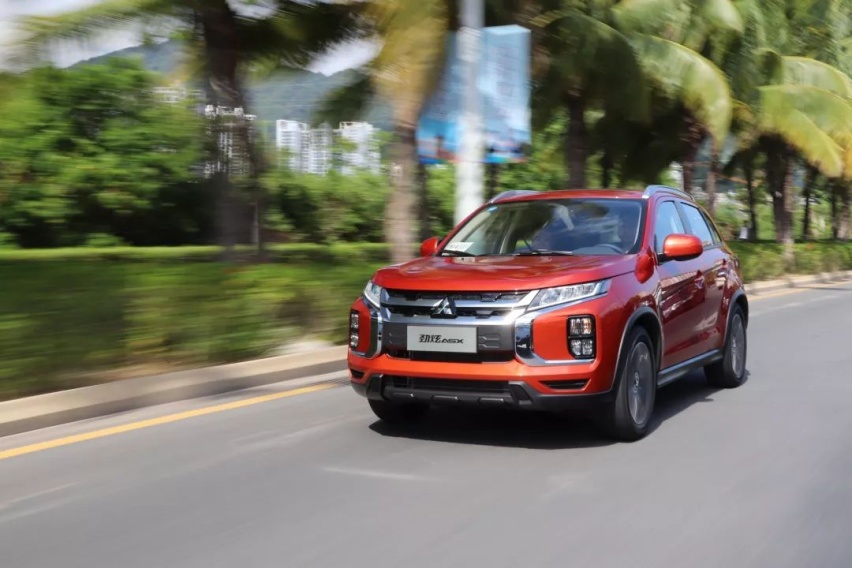 10万元，你选三菱劲炫还是自主合资SUV？它给出了答案！