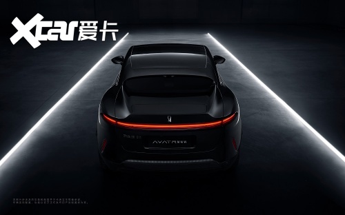 阿维塔011,书写汽车与时尚美学的故事