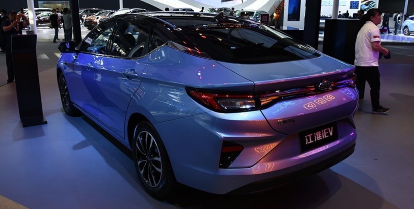 NEDC续航530km，售14.99万起，江淮iC5正式上市