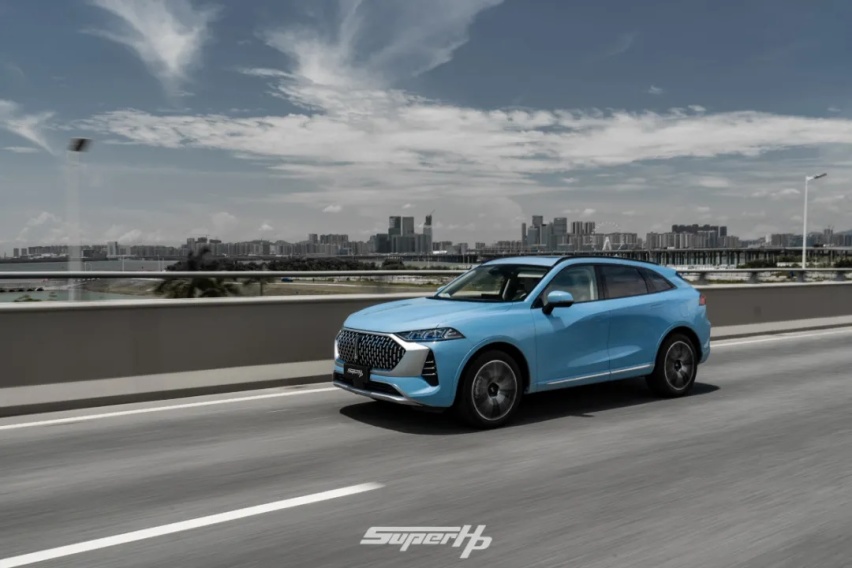 成都车展当红SUV——WEY摩卡试驾体验
