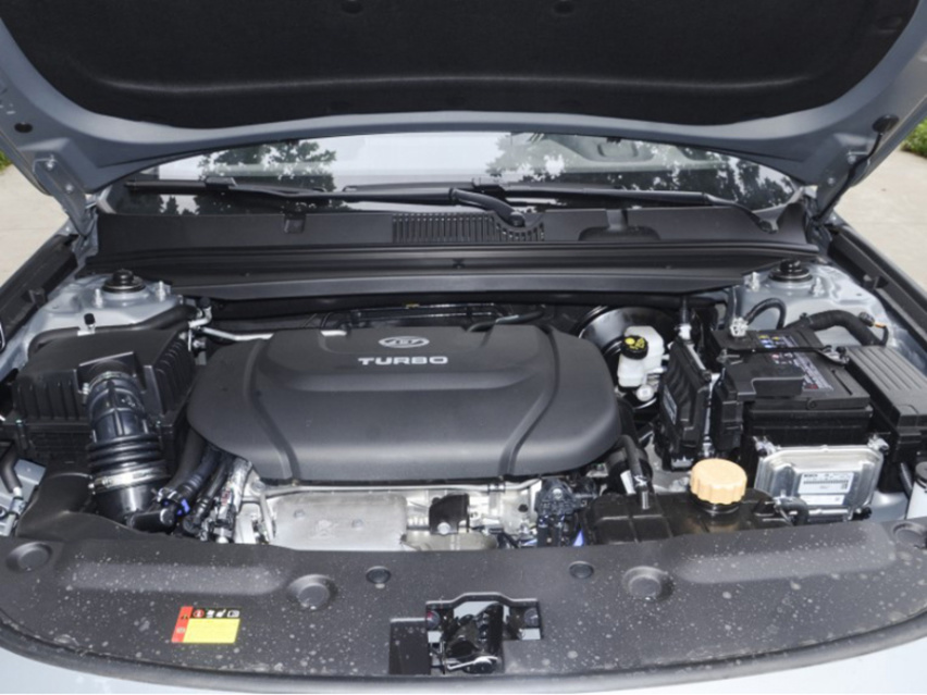 10万内也能入手掀背车 新宝骏RC-5和嘉悦A5对比