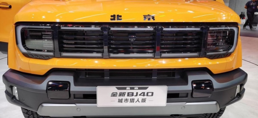 潮玩新品，全新BJ40城市猎人版的“性感与姓敢”
