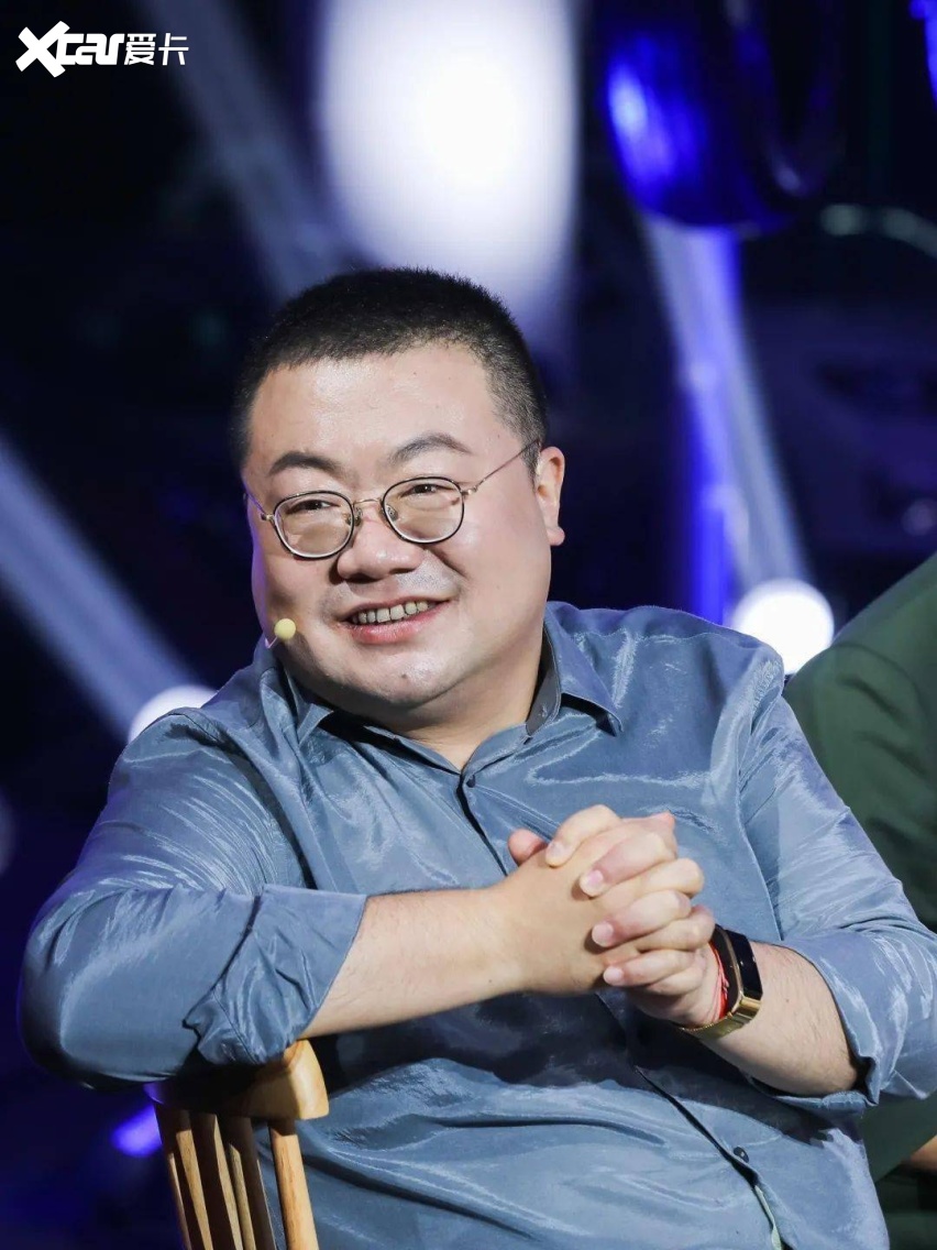 东风日产汽车销售有限公司总经理辛宇,副总经理张继辉等一众企业高管