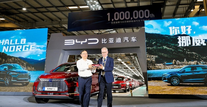 比亚迪第100万辆新能源汽车下线，提速新能源产业向新共建