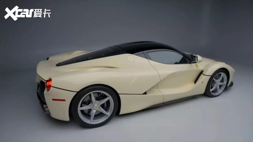 少见的白色法拉利laferrari现身市场-爱卡汽车爱咖号