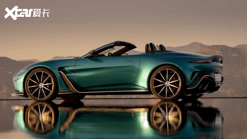 软顶敞篷设计 阿斯顿·马丁V12 Vantage Roadster发布