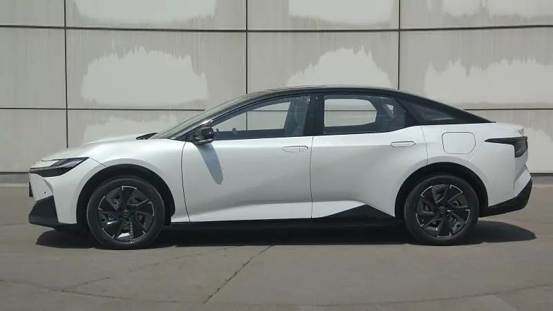 领克新款03 1.5T/03+系列上市、一汽丰田bZ3发布预告…丨车闻