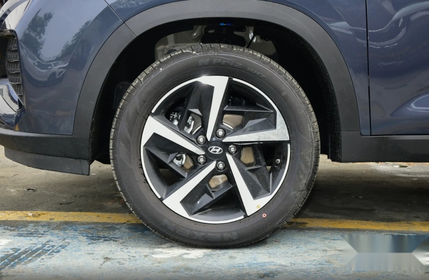 合资SUV，全球车型！从当初18万供不应求，跌至9万多了