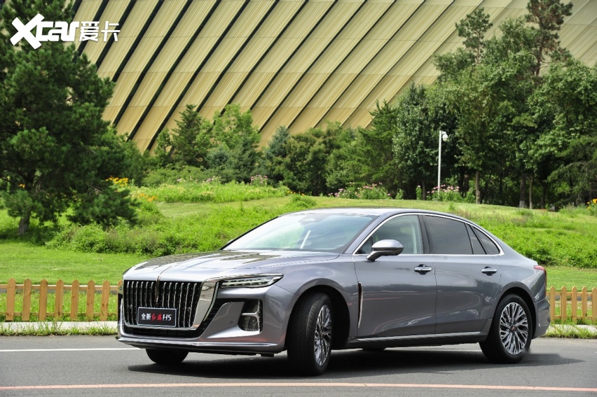 买凯美瑞和迈腾前,我劝你先了解一下全新红旗h5