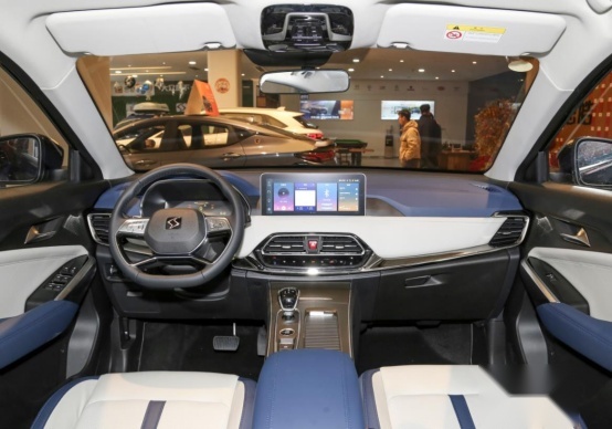 15万落地的3款七座SUV，独立座椅，第三排空间大1254.png