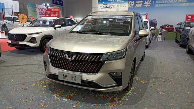8月MPV销量排名 别克GL8依旧冠军 五菱佳辰进前三