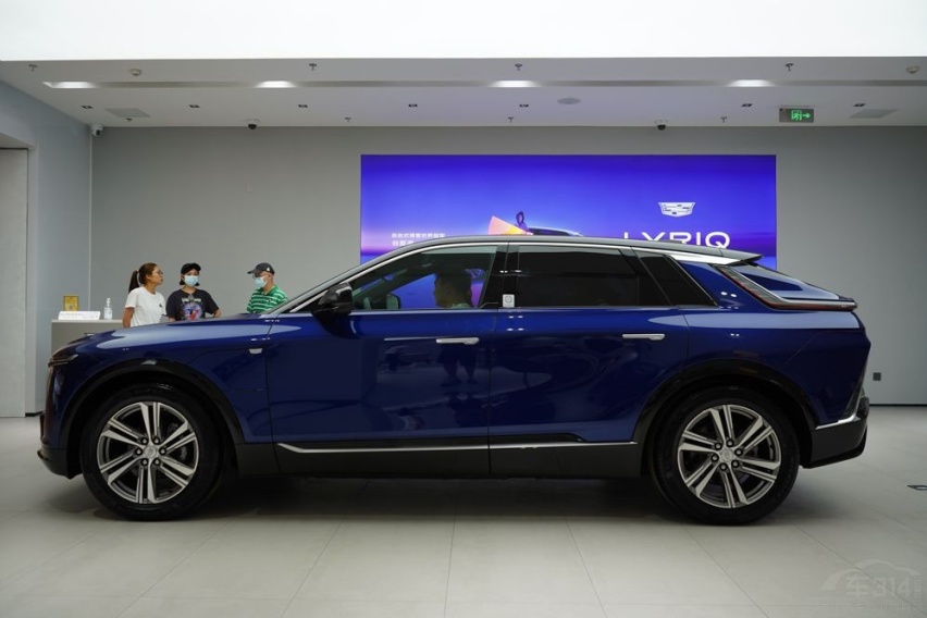 近50万的SUV，蔚来EC7对比凯迪拉克LYRIQ锐歌，究竟选谁？