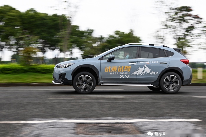 2.0L水平对置发动机，理工般的外观，斯巴鲁XV你买吗？