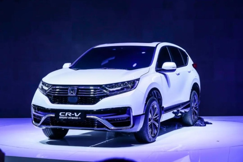 吸取教训、准确定价，插电的RAV4荣放竟然性价比满满？