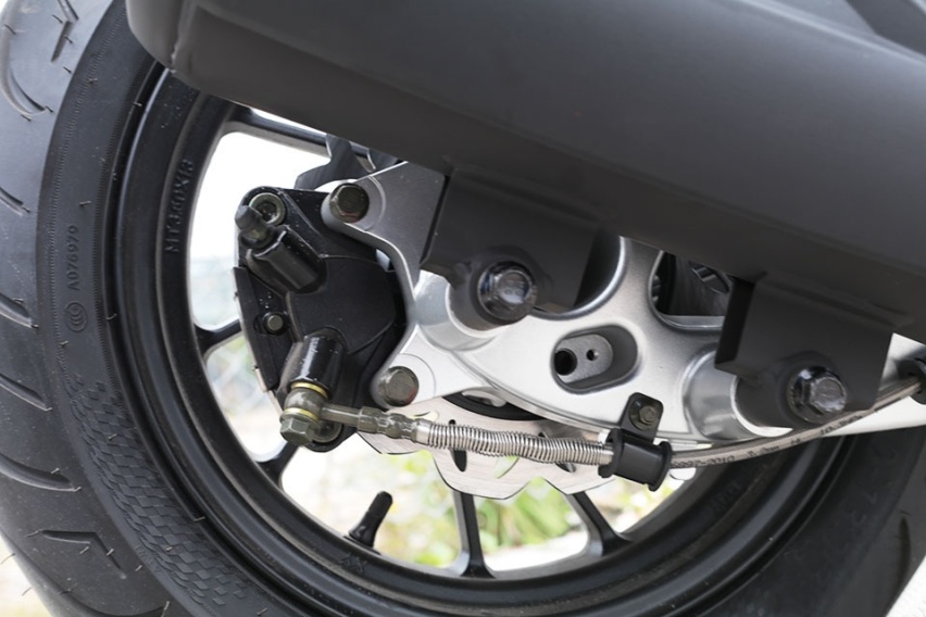 龙嘉VMAX300原型？ 意大利FORMULA 125