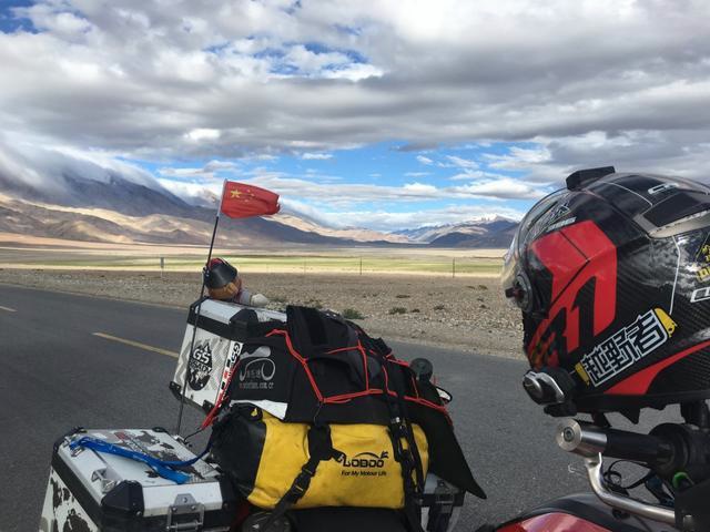 长途摩旅利器，四种骑行模式+无钥匙启动，宝马F750GS评测