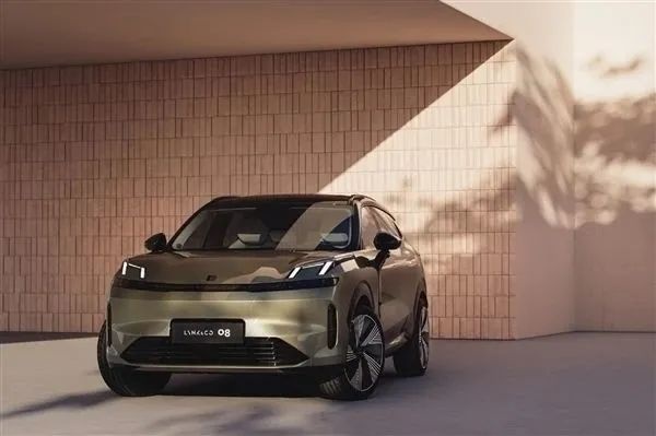 20.88万元起，领克08上市，能不能与比亚迪唐分庭抗礼？