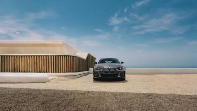 更强大更运动的纯正轿跑基因！新纯电动BMW i4北京车展首发