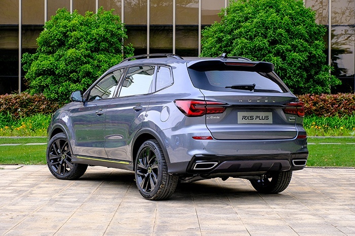 荣威RX5 Plus实拍：“国潮”加持，年轻人更爱的SUV！