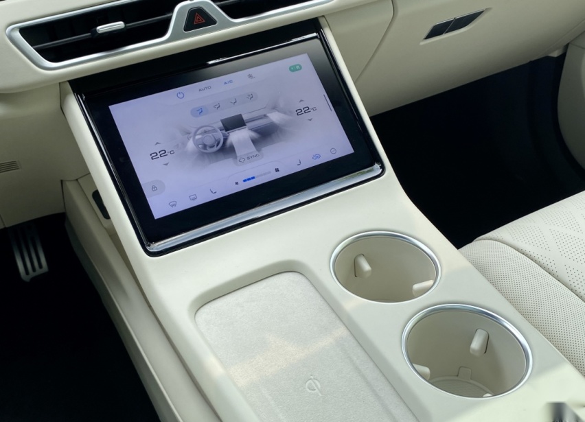 以全新面貌挑战理想L7，试驾新摩卡DHT-PHEV