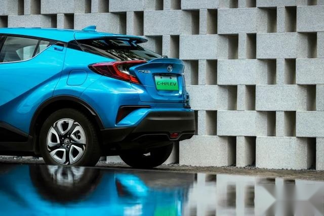 造物片场丨广汽丰田 C-HR EV ：所有新生，都不陌生