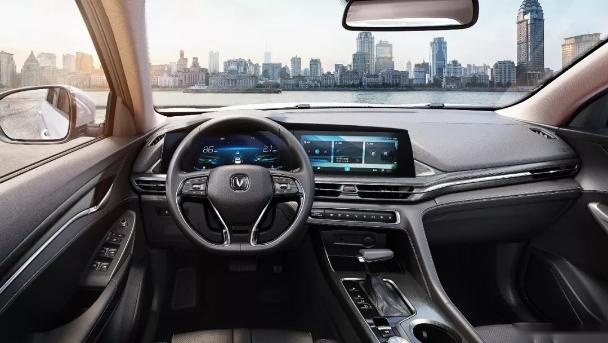 同是十万级SUV,长安CS75PLUS和荣威RX5谁更值得入