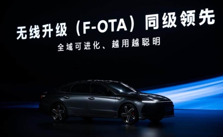 12万元=B级车！第十一代索纳塔的价格下限与价值上限