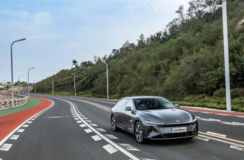 18万级数智新汽车！长安启源A07不给合资留活路？
