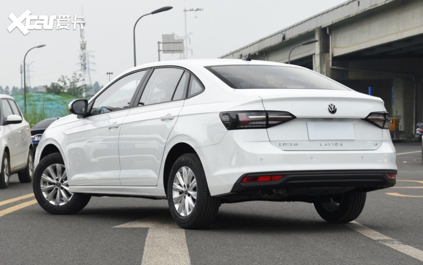 轴距为2651mm,比现款朗逸车长短了117mm,轴距短了37mm