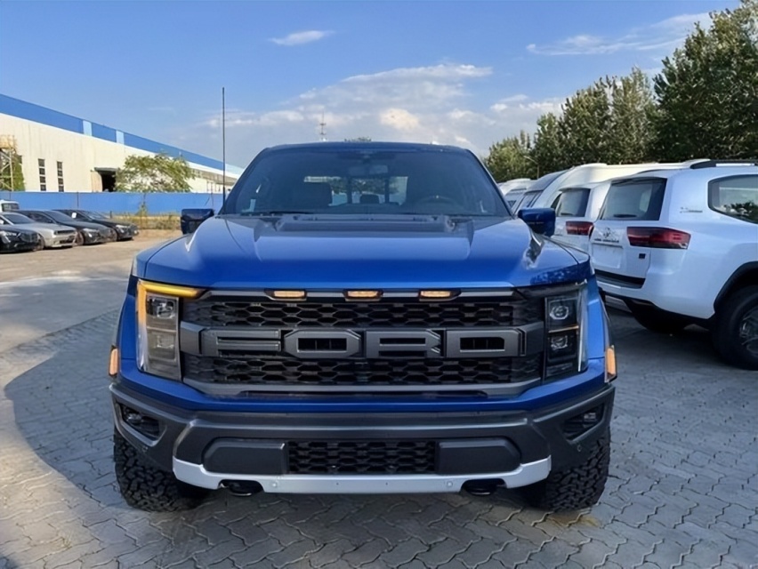 3.5L+10AT+大沙发+大屏,豪华升级新猛禽F-150告别傻大黑粗