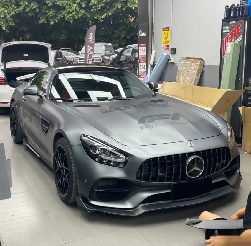 油耗堪比纳智捷的梅赛德斯-AMG GT，两天一箱98你受得了吗？