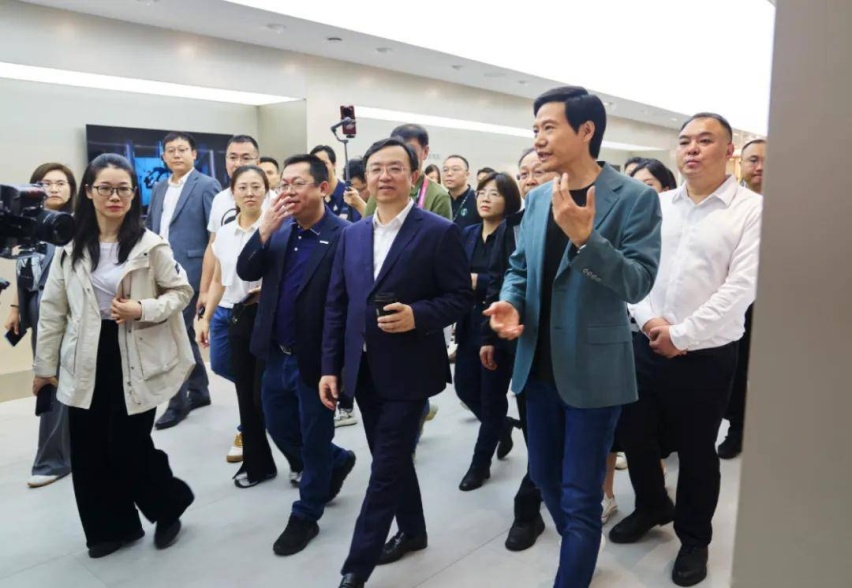 雷军李斌喊话合作，谁愿在价格战下付真心？